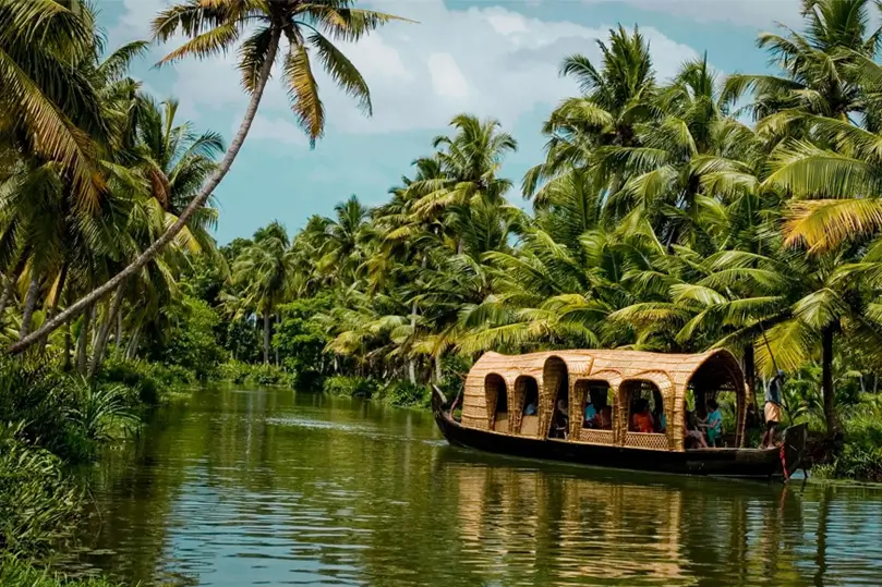 16 Days Golden Triangle Tour with South India and Backwaters